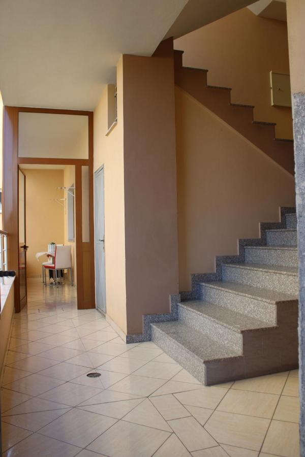 Bledi'S Cozy Apartment In New Blvd Тирана Екстериор снимка